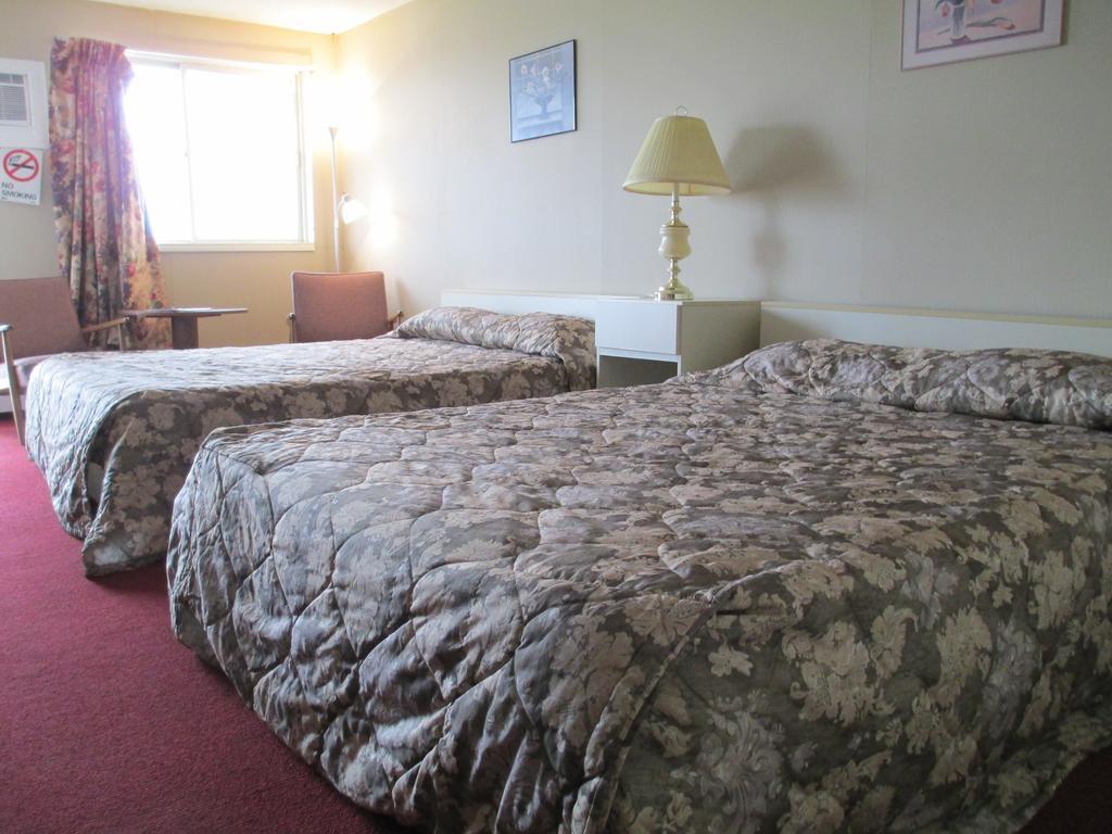 Newburg Inn Motel New Hamburg Oda fotoğraf
