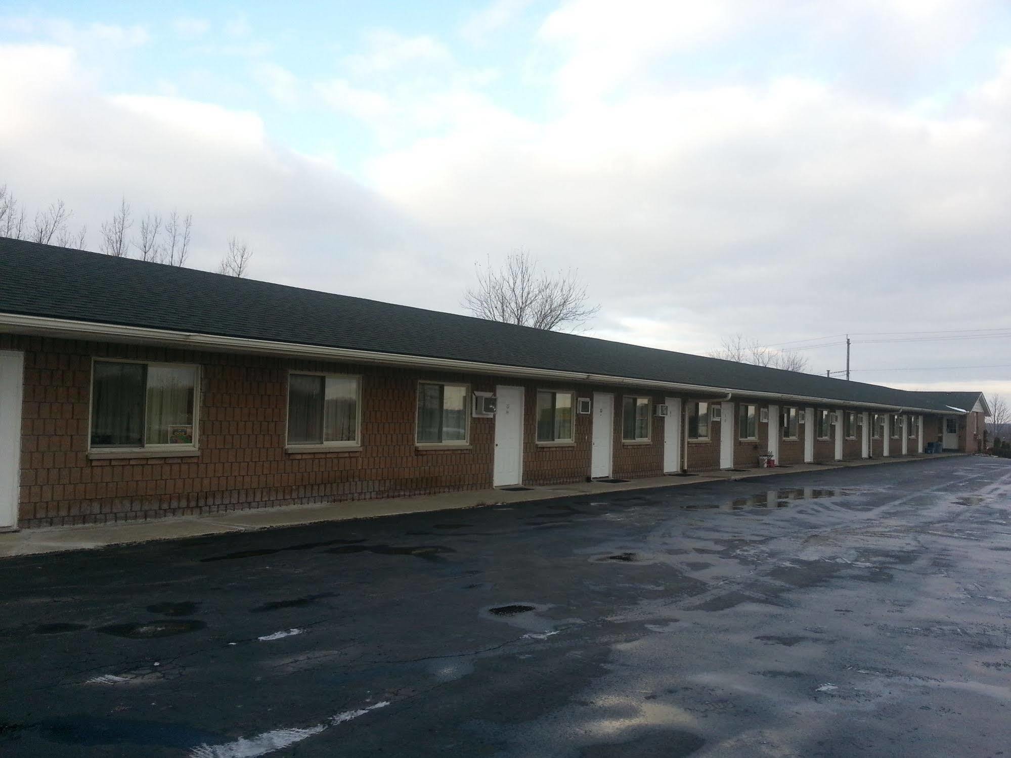 Newburg Inn Motel New Hamburg Dış mekan fotoğraf