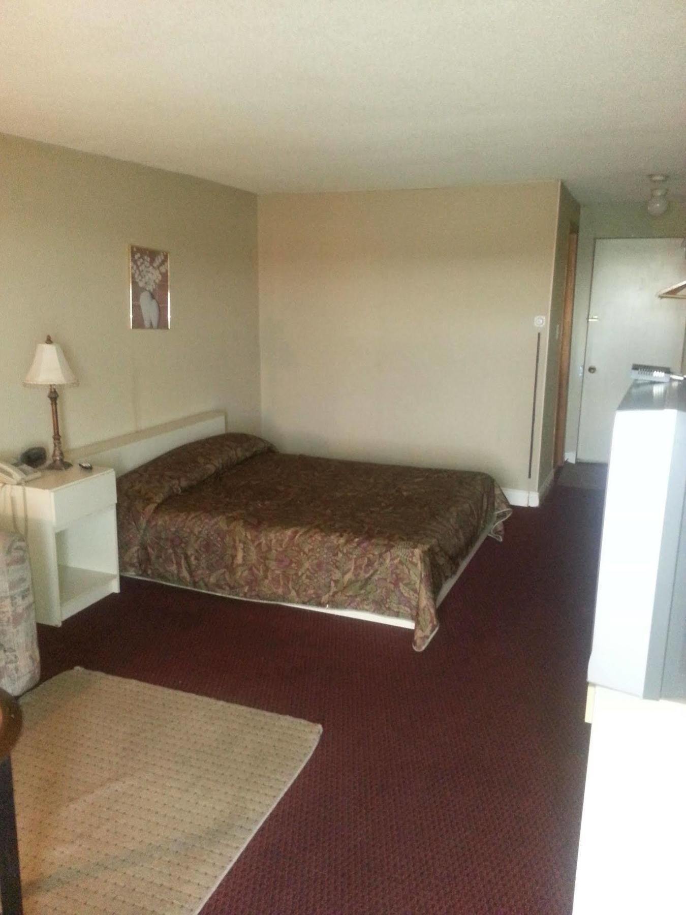 Newburg Inn Motel New Hamburg Dış mekan fotoğraf